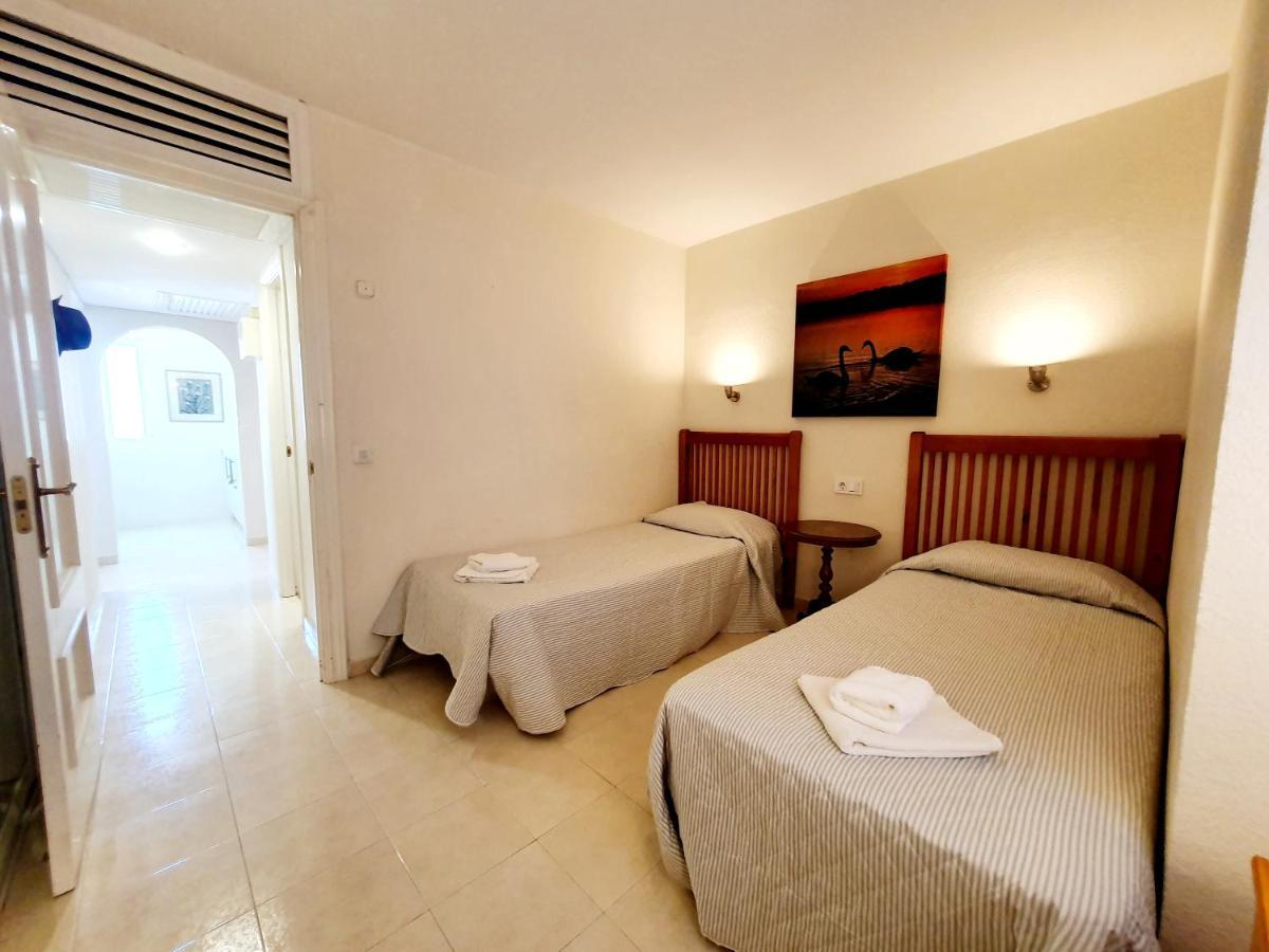 Marina Tower Apartman Fuengirola Kültér fotó