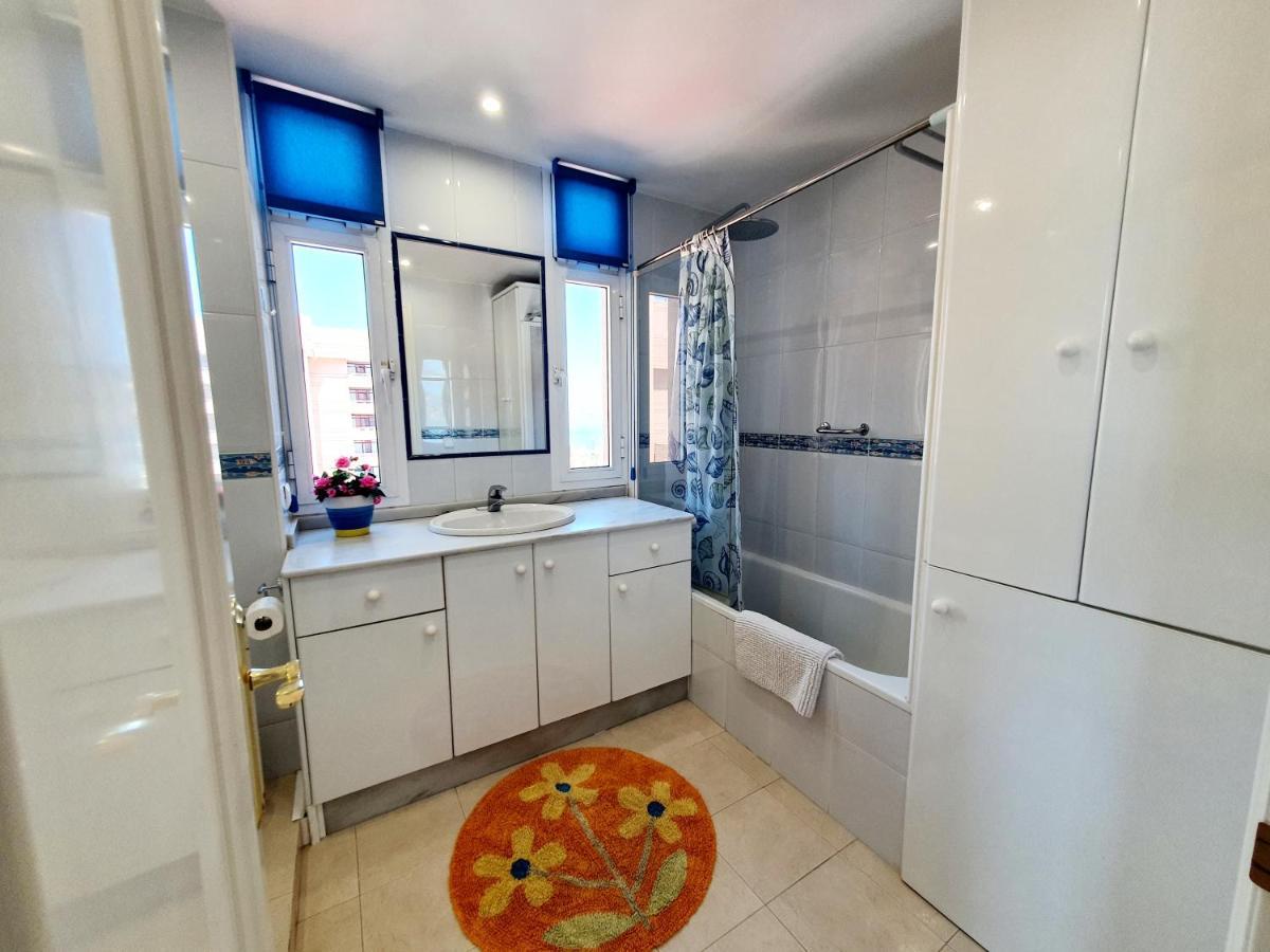Marina Tower Apartman Fuengirola Kültér fotó