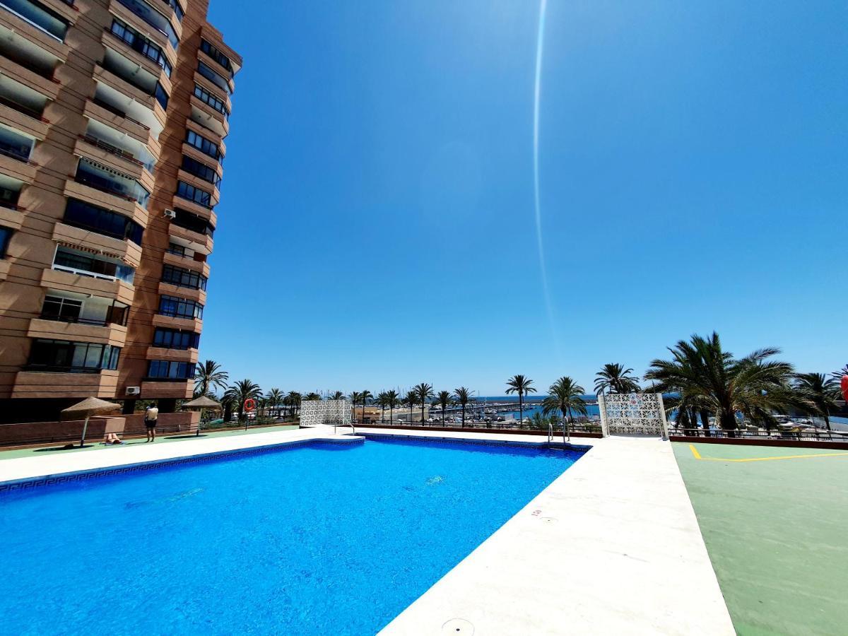 Marina Tower Apartman Fuengirola Kültér fotó